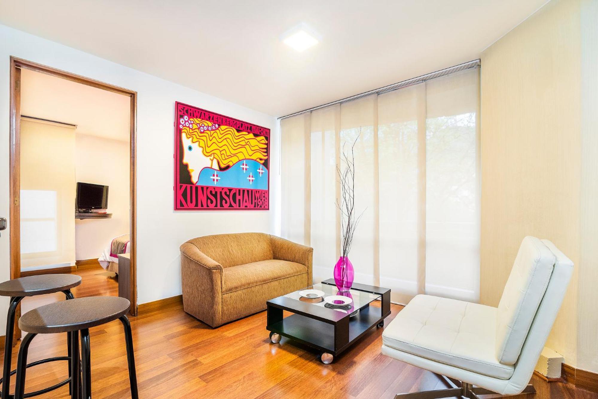 Lloyds Apartasuites Parque 93 — Photos 2